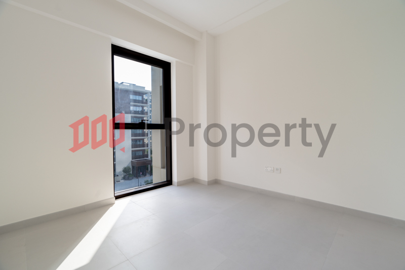 Gorgeous Luxury Building in the Heart of Creek